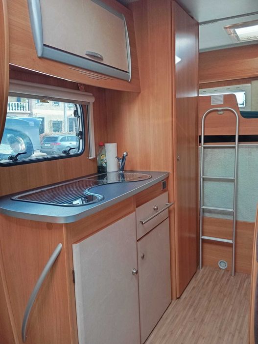 Vendo autocaravana Ford Benimar Trigano FD2, Motor 2.2 TDCI, 140 cv, ano 2010, 52.000 km