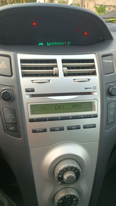 Tayota Yaris 1000VVTI