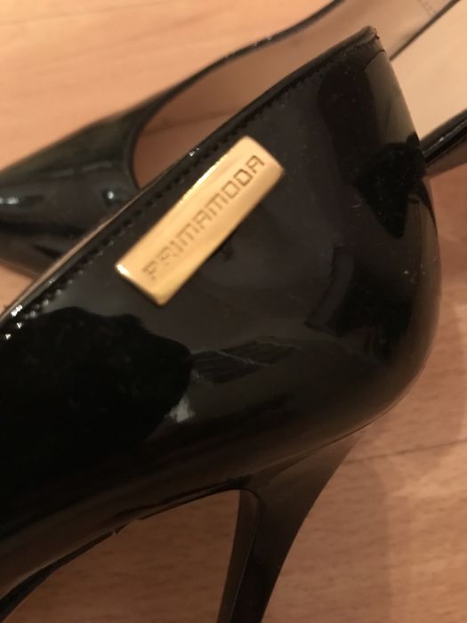 Buty czarne, lakierowane sprzedam