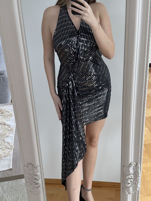 Srebrna sukienka
