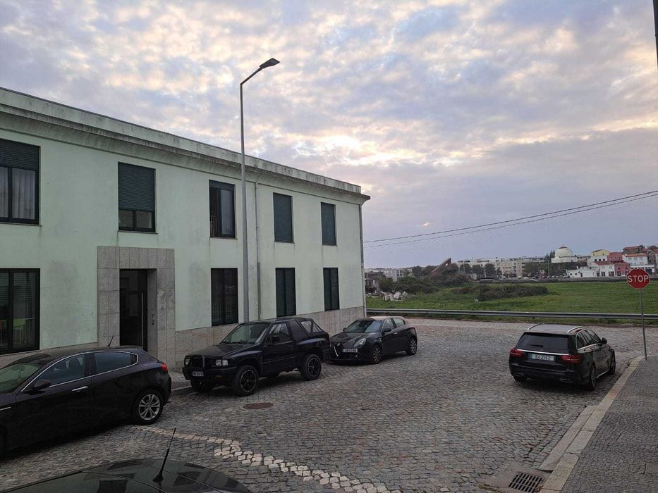 Arrendo T2 em frente ao Rio em Azurara, Vila do Conde