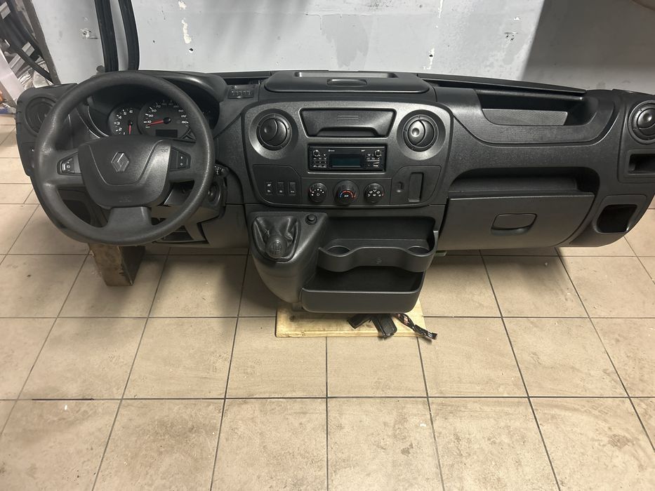 Kokpit Renault  Master3