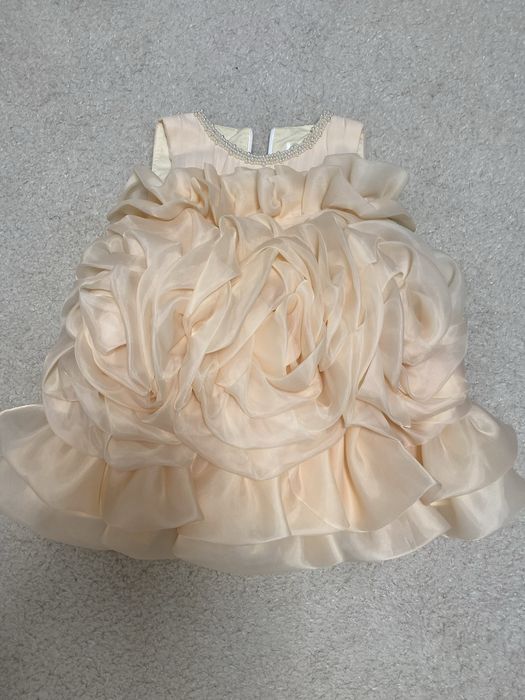 Прокат . Праздничное платье  на рост 110см