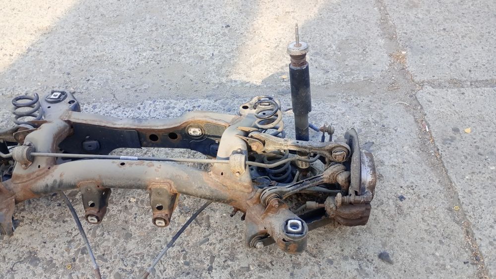 Belka Tylna Zawieszenia BMW E81 E82 E87