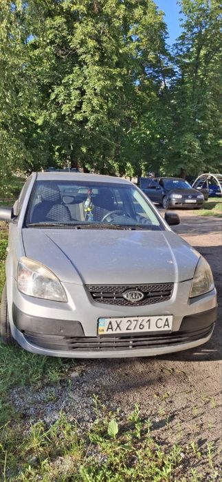 Легковой автомобиль