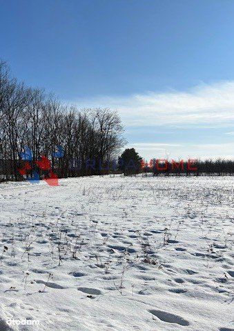 Działka przy asfalcie