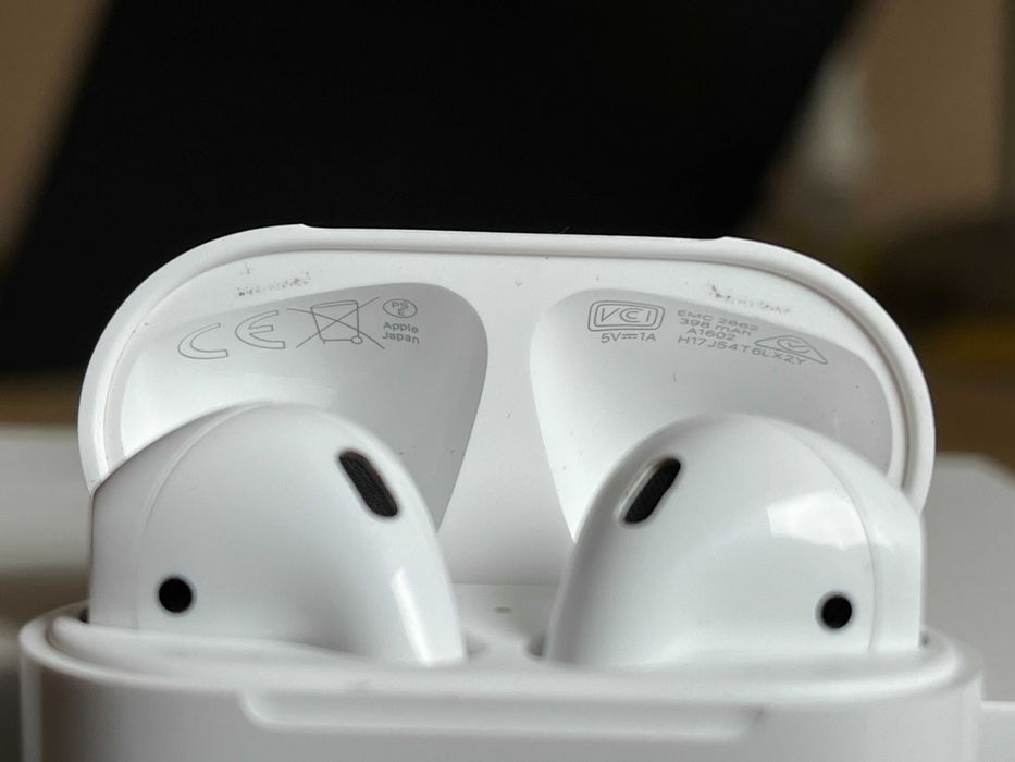 Apple AirPods 2 MV7N2ZM/A oryginał