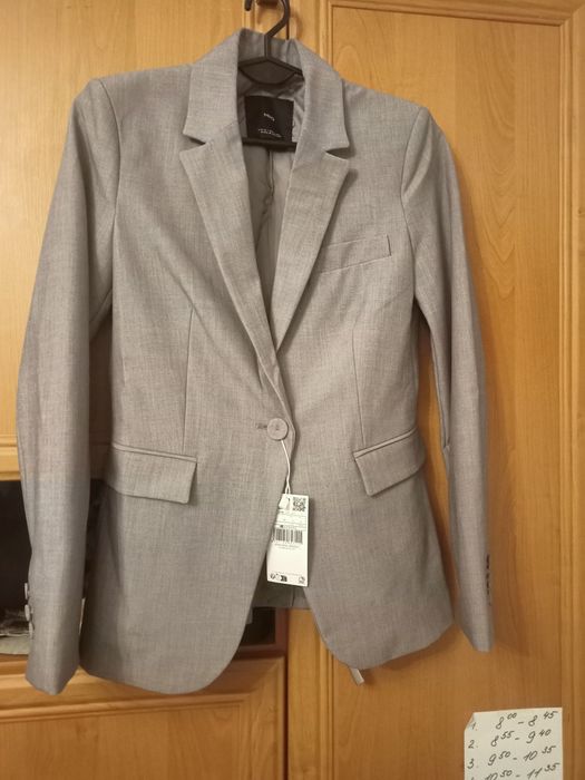 Klasyczny garnitur Mango