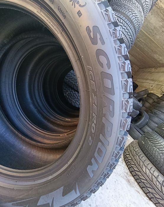 Продам комплект шин 255/50-19 Pirelli Scorpion ice zero 2