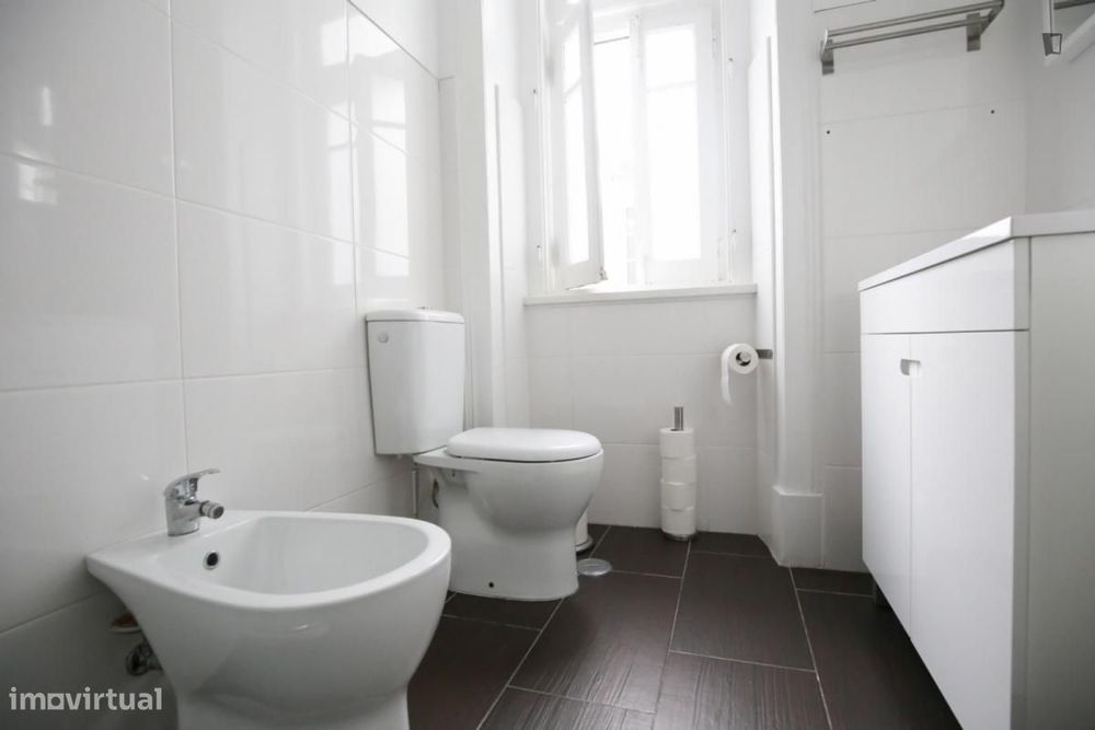 Quarto - localizado em Arroios Lisbon