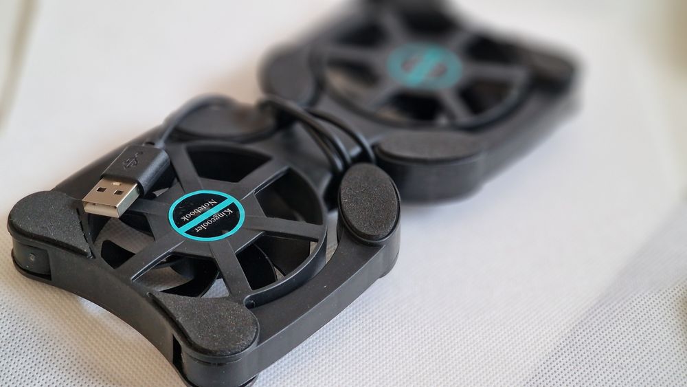 Podstawka chłodząca do laptopa