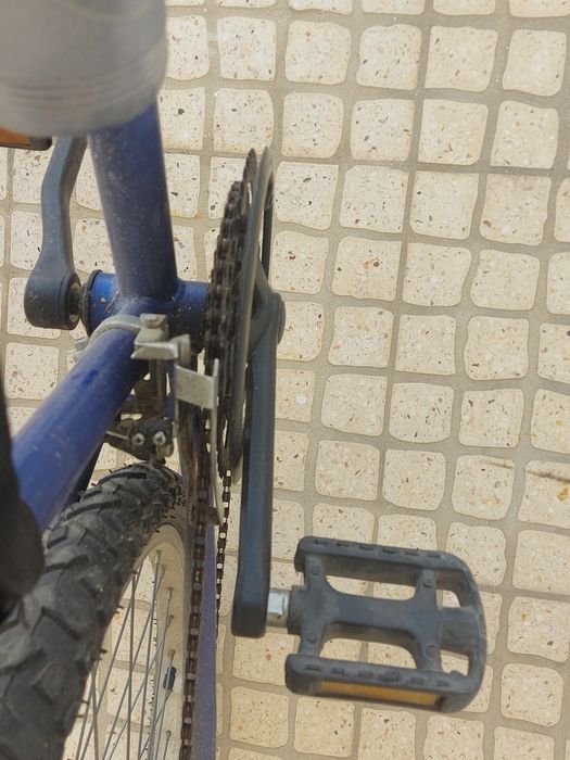 Bicicleta a preço simbólico