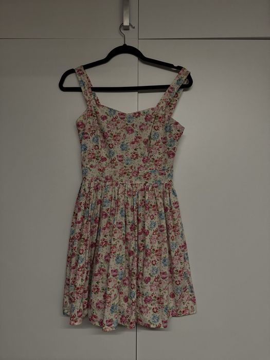 Літня сукня-сарафан у квітковий принт