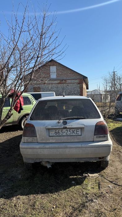 Продам гольфа на ходу