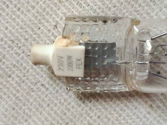 Zarowka specjalistyczna zarnik halogenowy 64781 FEX P2/27 2000W 230V RX7 S-21