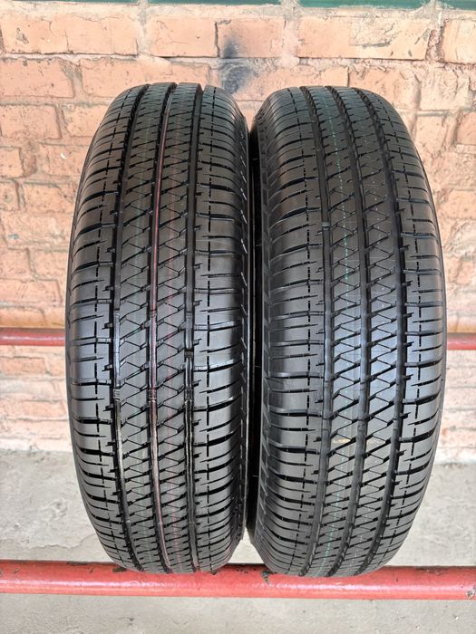 Пара літніх шин 195/80R15 Bridgestone