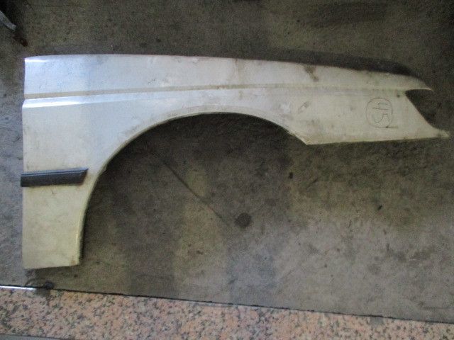 Guarda-lamas direito PEUGEOT 605 (6B)