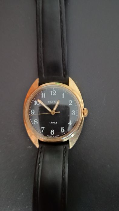 Pozłacany zegarek Wostok