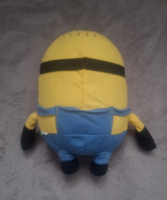 Minionek plecak i pluszak