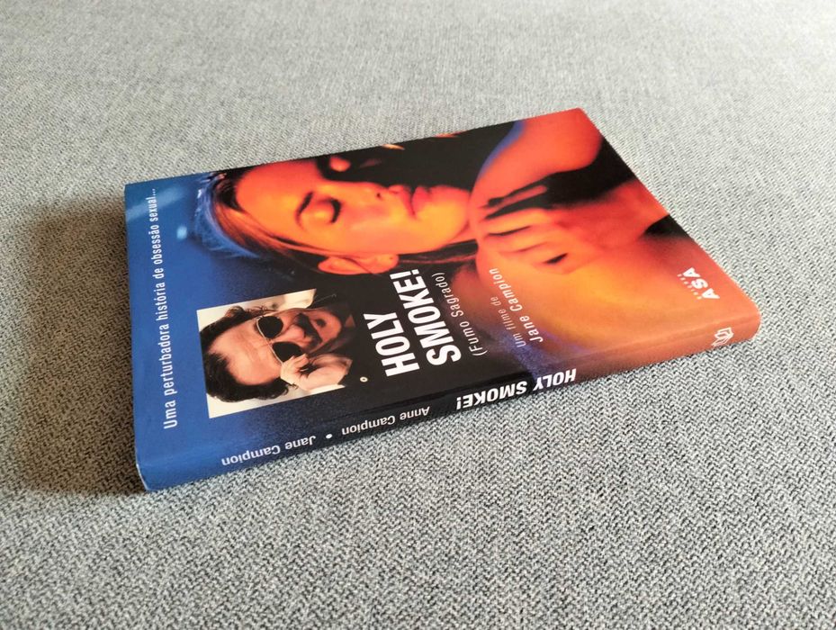 Livro "Holy smoke - fumo sagrado" de Anna & Jane Campion