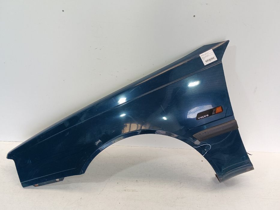 Guarda-lamas esquerdo VOLVO 440 K (445)