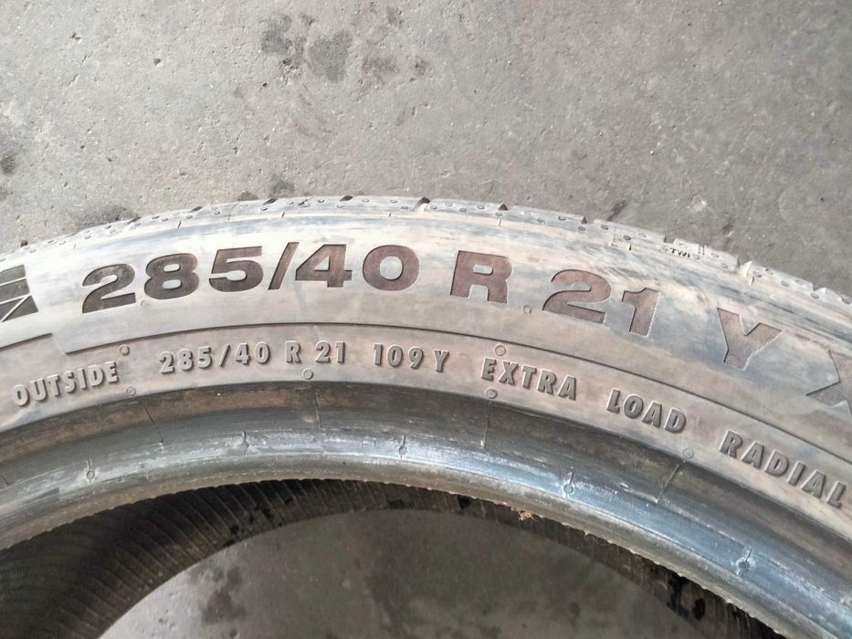 285 40 R21  Continental