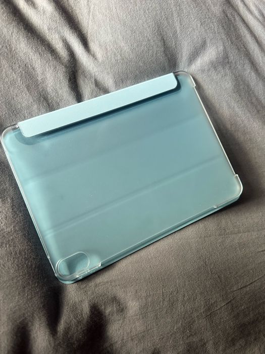 Etui na ipad air laut huex folio niebieski