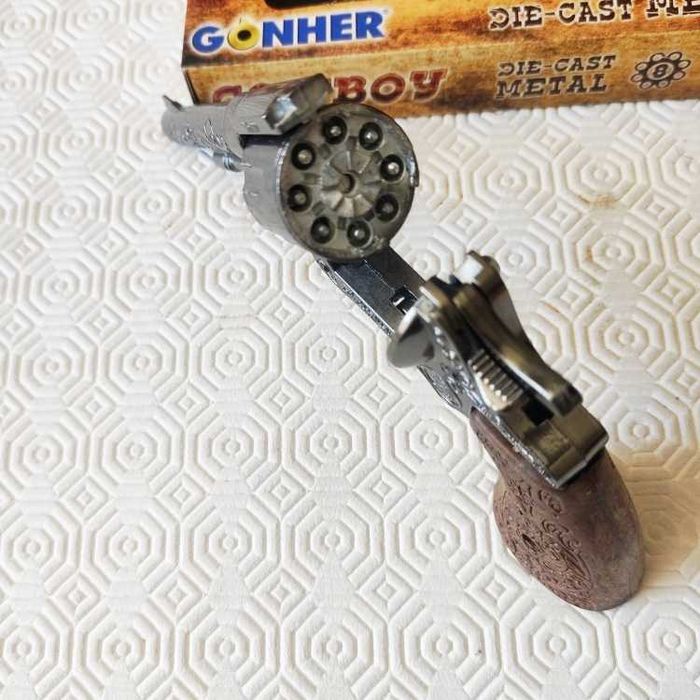 Pistola de Cowboy de fulminantes 8 tiros Gonher