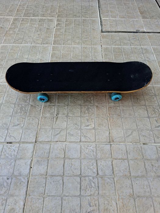 Vendo skate de criança