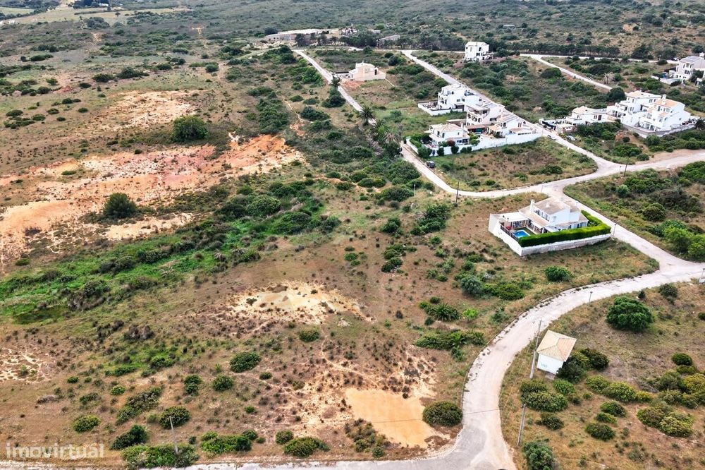 Oportunidade Exclusiva em Vila do Bispo: Onde o Seu Refúgio no Algarve