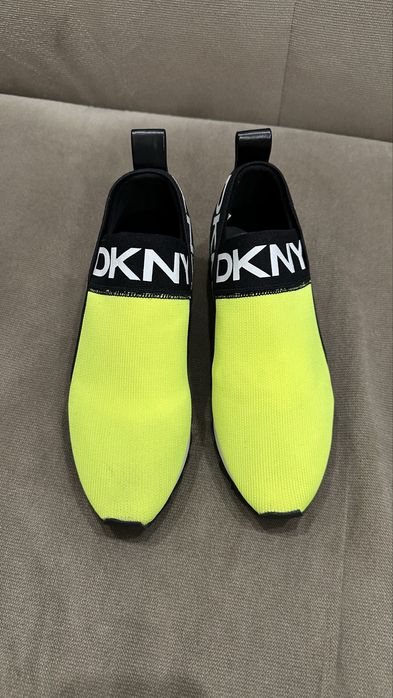 Кросівки жіночі DKNY
