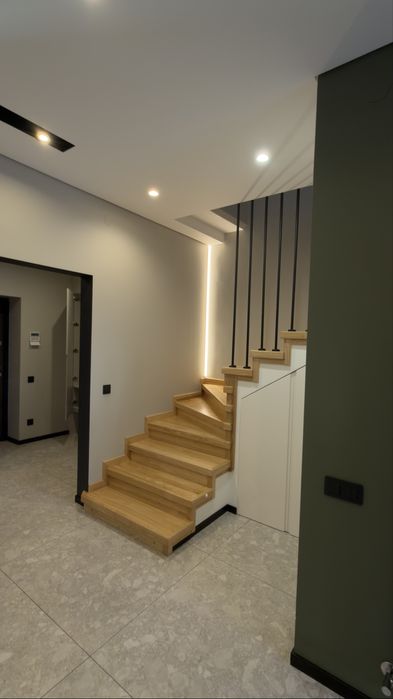 Оренда котеджу в Зубрі