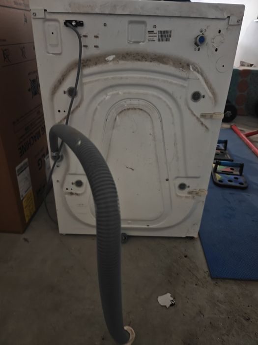 Máquina de lavar roupa Whirlpool de 7kg