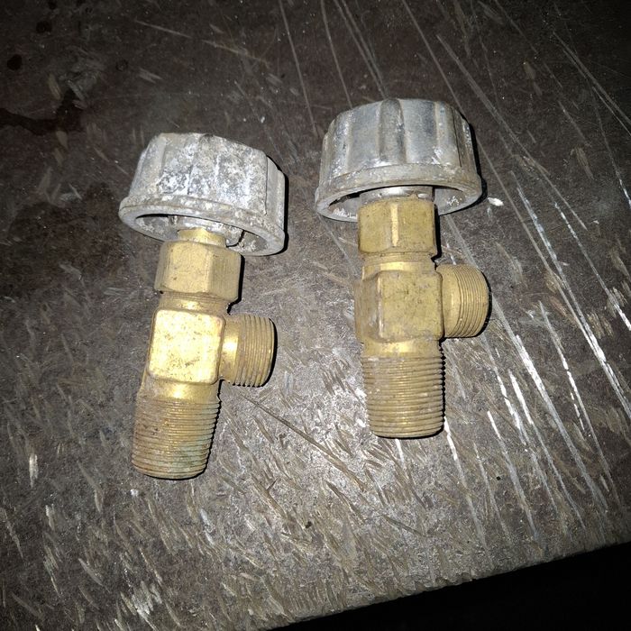 Вентиль кислородный