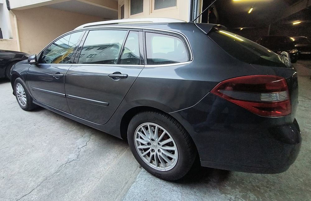 Renault Laguna Break 1.5dci Luxe Previlege ano 2011