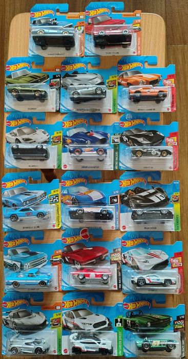 Hot Wheels модельки