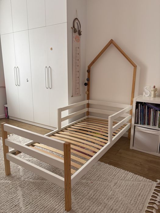 Ліжко дитяче з матрасом