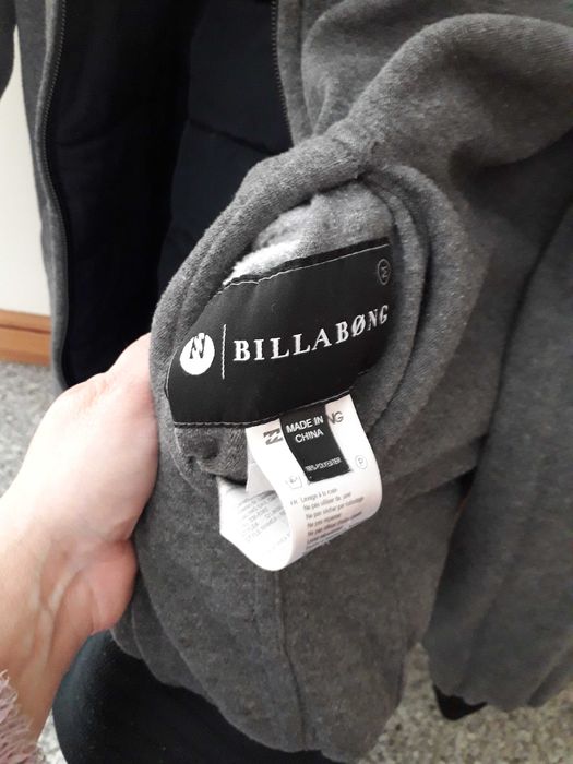 Kispo acolchoado dupla face (reversivel) BILLABONG