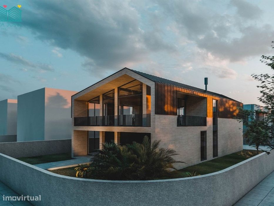 Moradia T5 com Piscina e Terreno em Aveiro