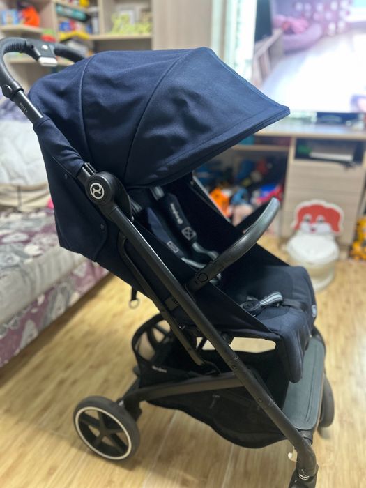 Прогулянкова коляска Cybex Beezy