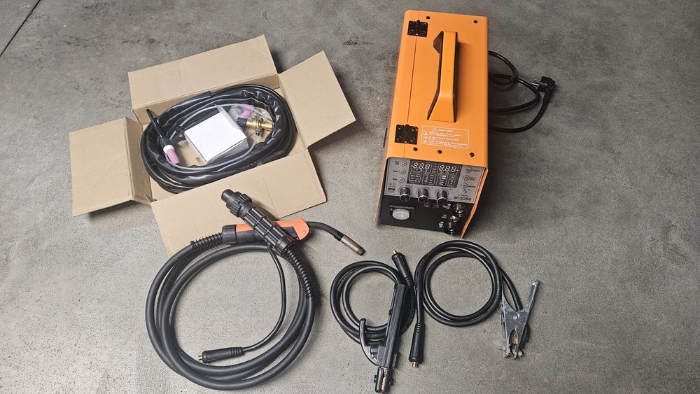 Maquina de soldar TIG, MIG e MMA