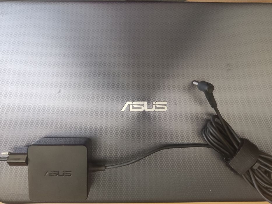 ASUS portatil 16gb