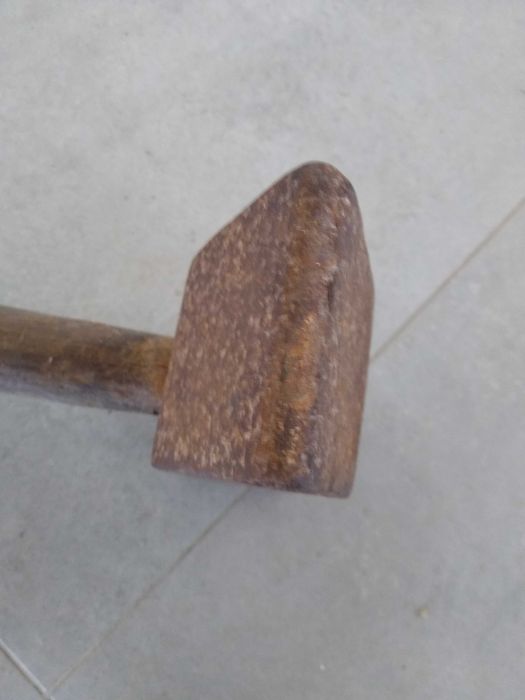 Młot 8kg młotek  budowlany ślusarski do gospodarstwa.
