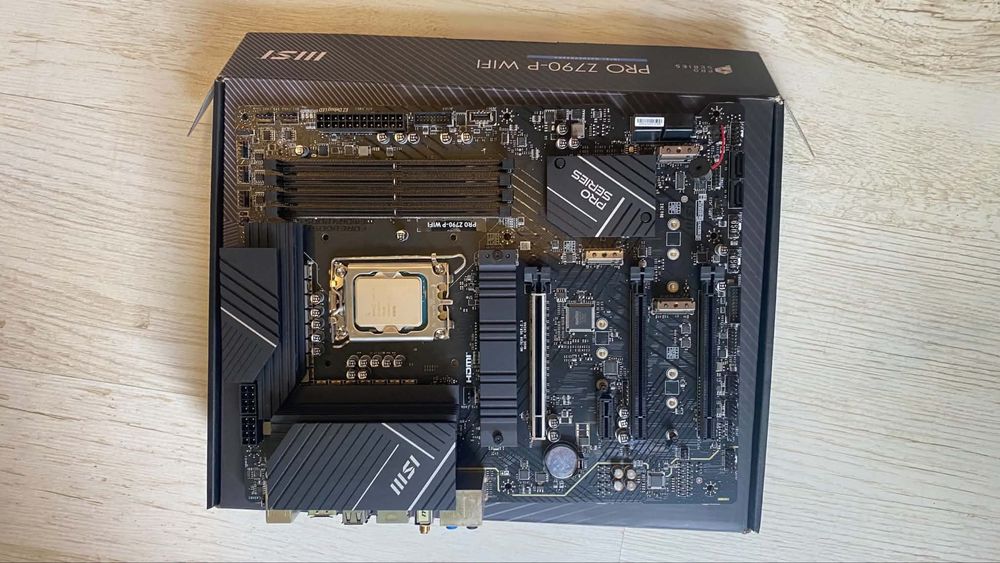 INTEL CORE i7-12700K  z płytą MSI PRO Z790-P WIFI