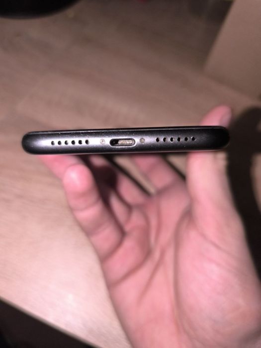 Продам айфон 11 , на 128 памяті