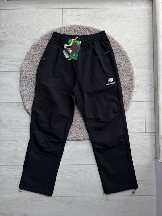 Топ три моделі нейлонових штанів цього сезону