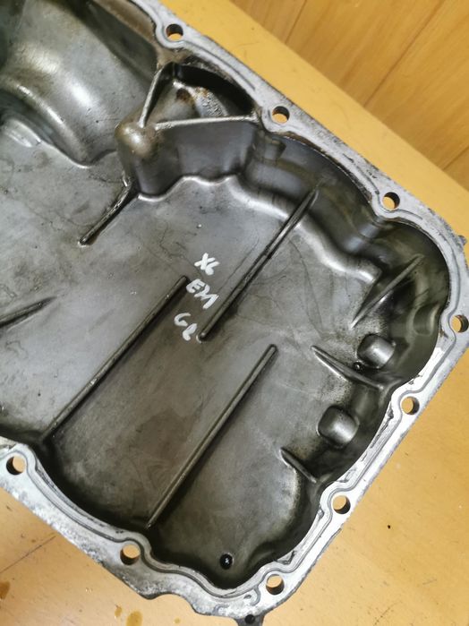 Miska olejowa bmw x6 e71  lci 30D 306km n57d30b