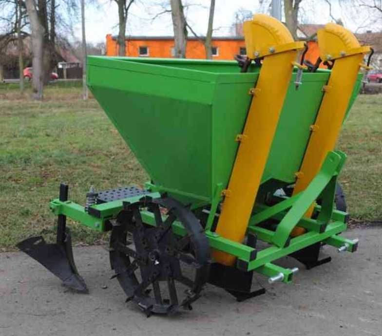 Картоплесаджалка 2 рядки Bomet польського виробництва.