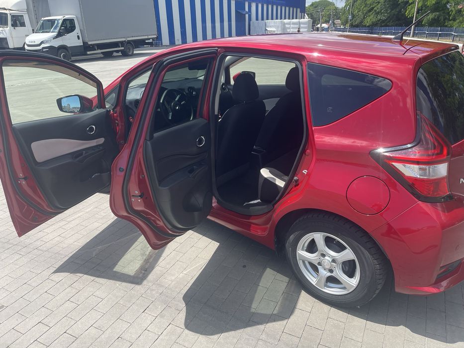 Продам Nissan Note гібрид 10500y.e.
