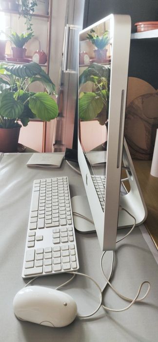 iMac 2008, 21,5"